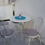 Sanja דירה טרוגיר