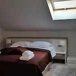 Sanja *